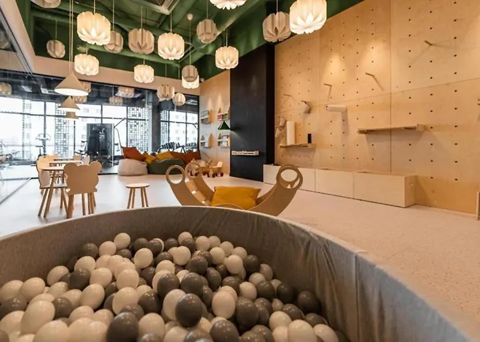 Urban Chic - Sokolska 30 Towers - One Bedroom - S59 דירה קטוביץ